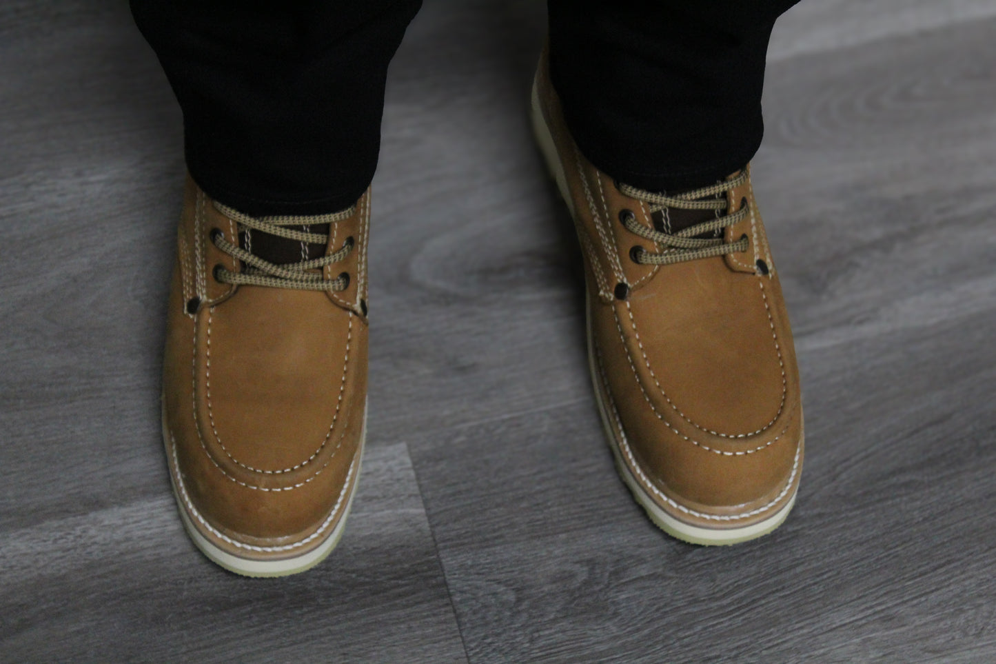 "El Leon" Yellow Work Boots