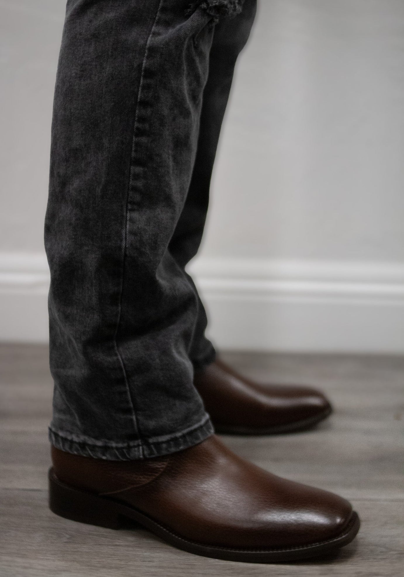 "El Patrón" Classic Brown Boots