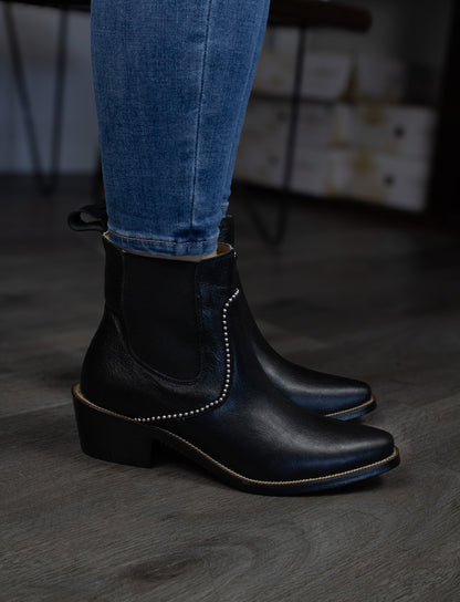 "La Campeona" High Top Black Boots